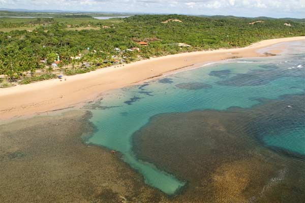 praia de algodoes peninsula de marau tour